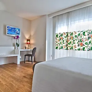Caravel Hotel Roma