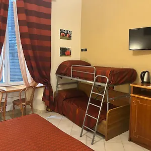 Dama Private Casa de hóspedes Roma