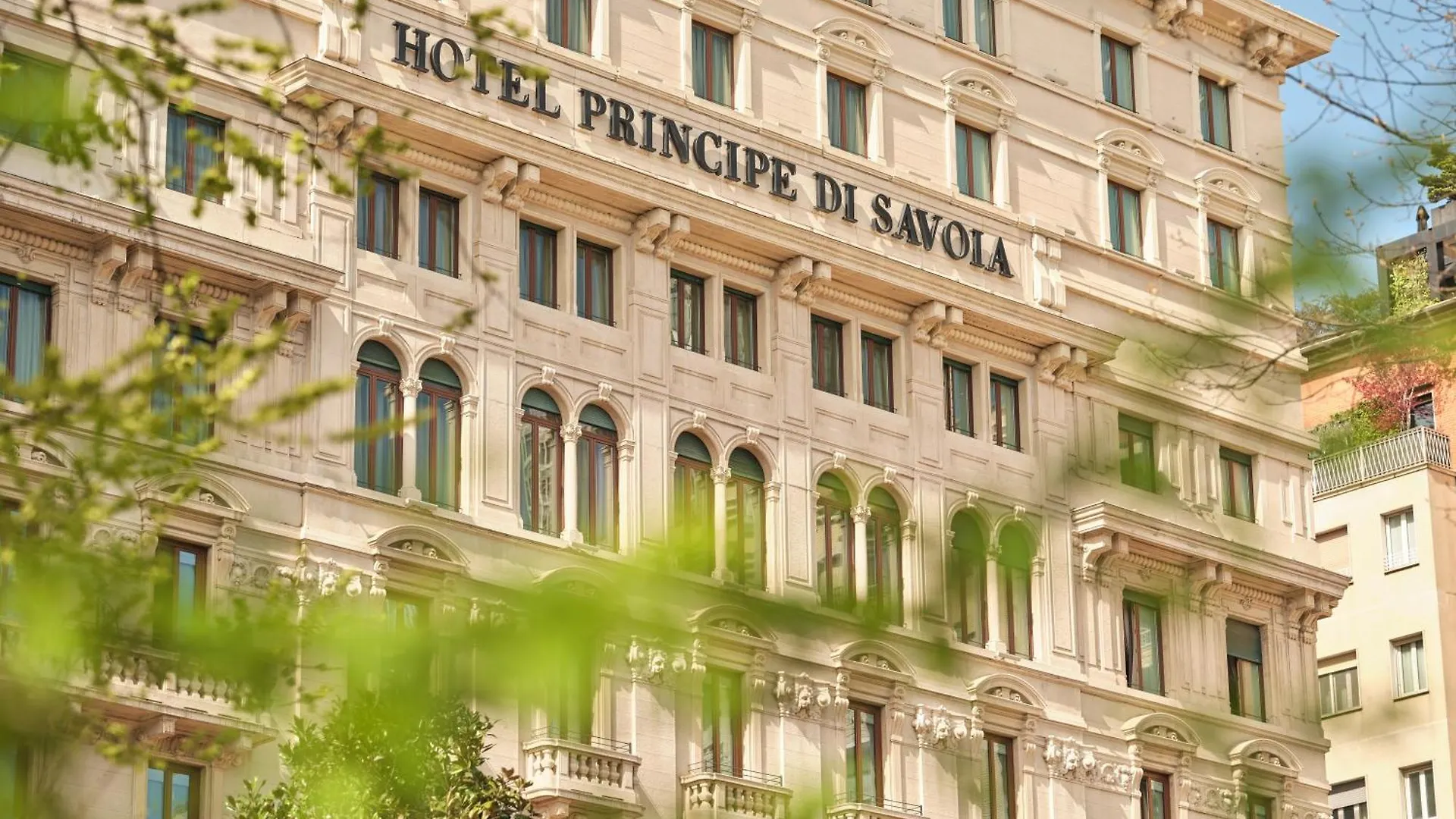Hotel Principe Di Savoia - Dorchester Collection contacts
